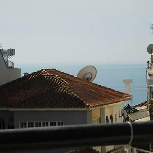 tropical-rocha-residence.hotelaalgarve.com/