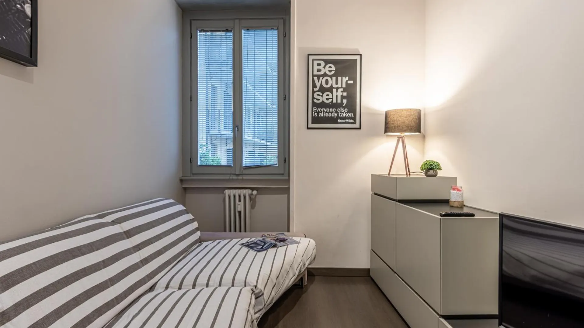 Appartamento Sant' Ambrogio Flat Milano 0*,